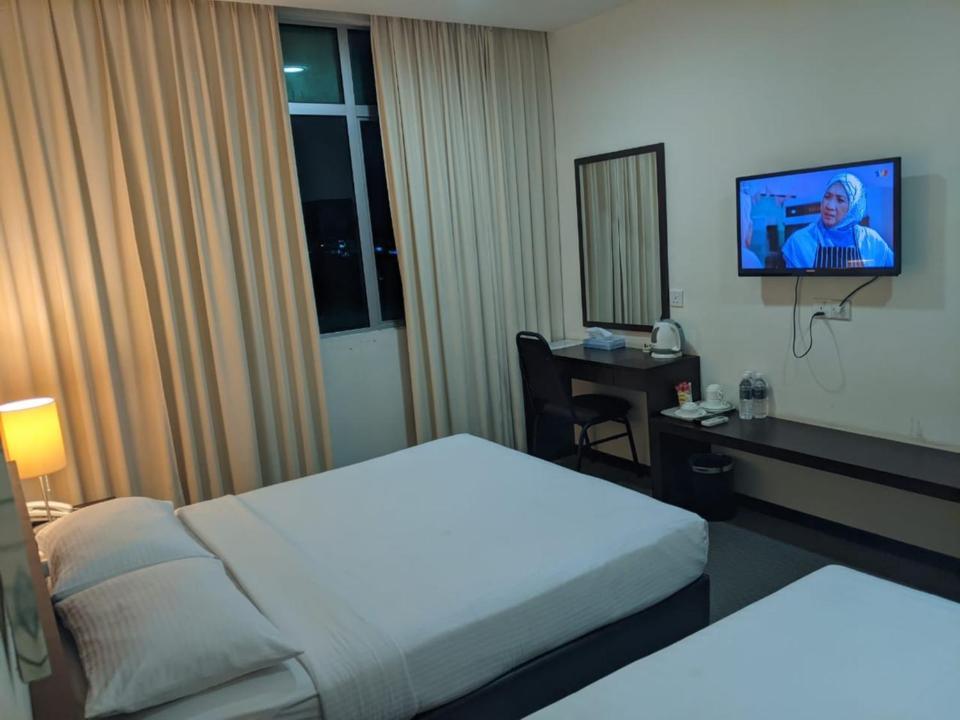 The View Hotel Segamat Kültér fotó