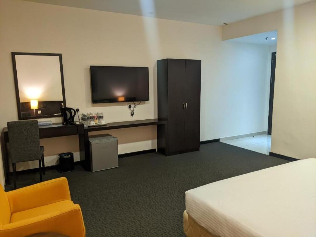 The View Hotel Segamat Kültér fotó