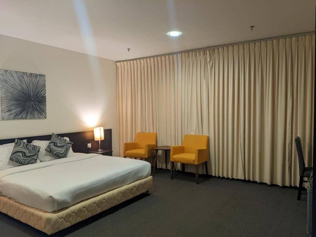 The View Hotel Segamat Kültér fotó