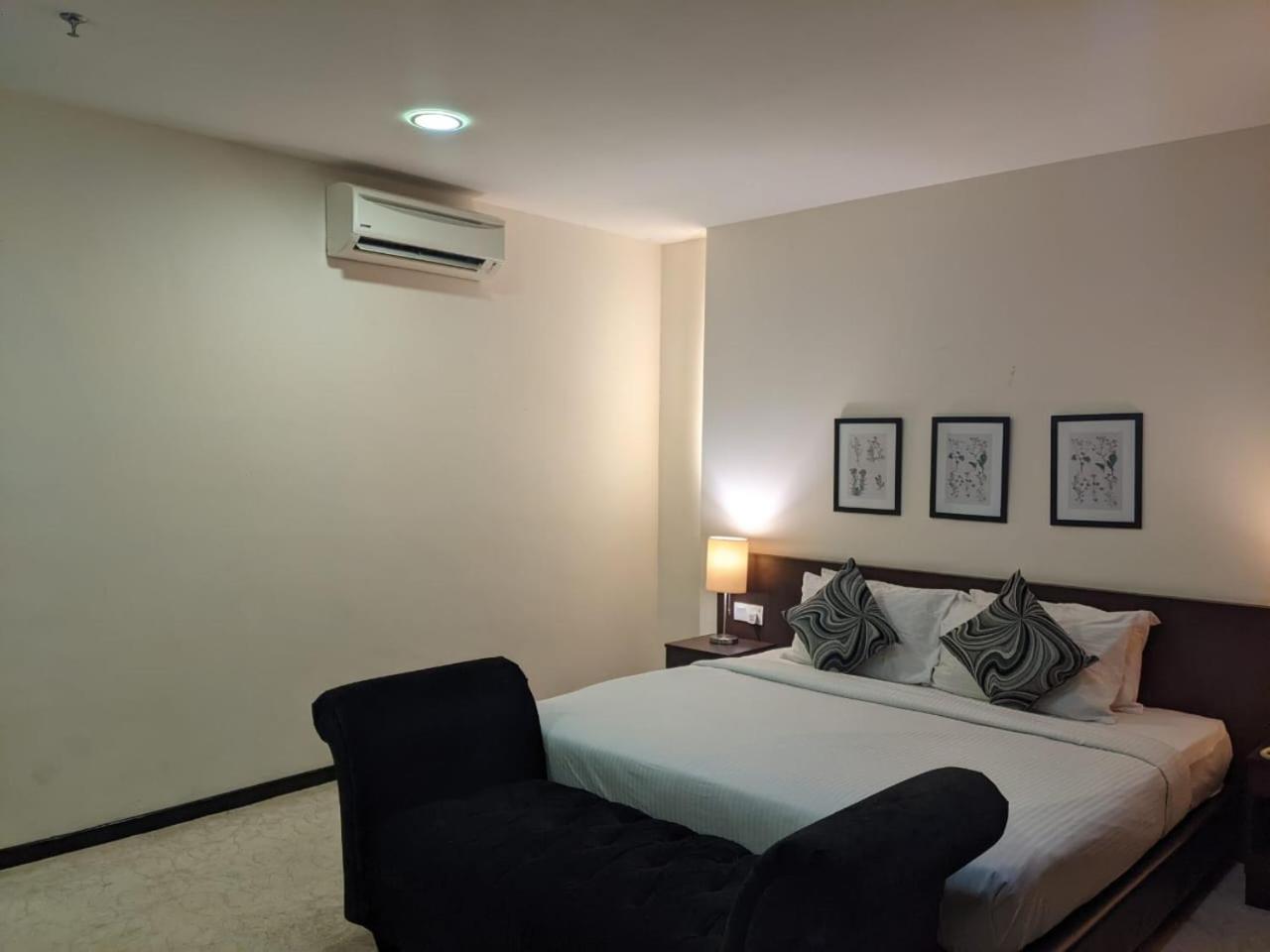The View Hotel Segamat Kültér fotó
