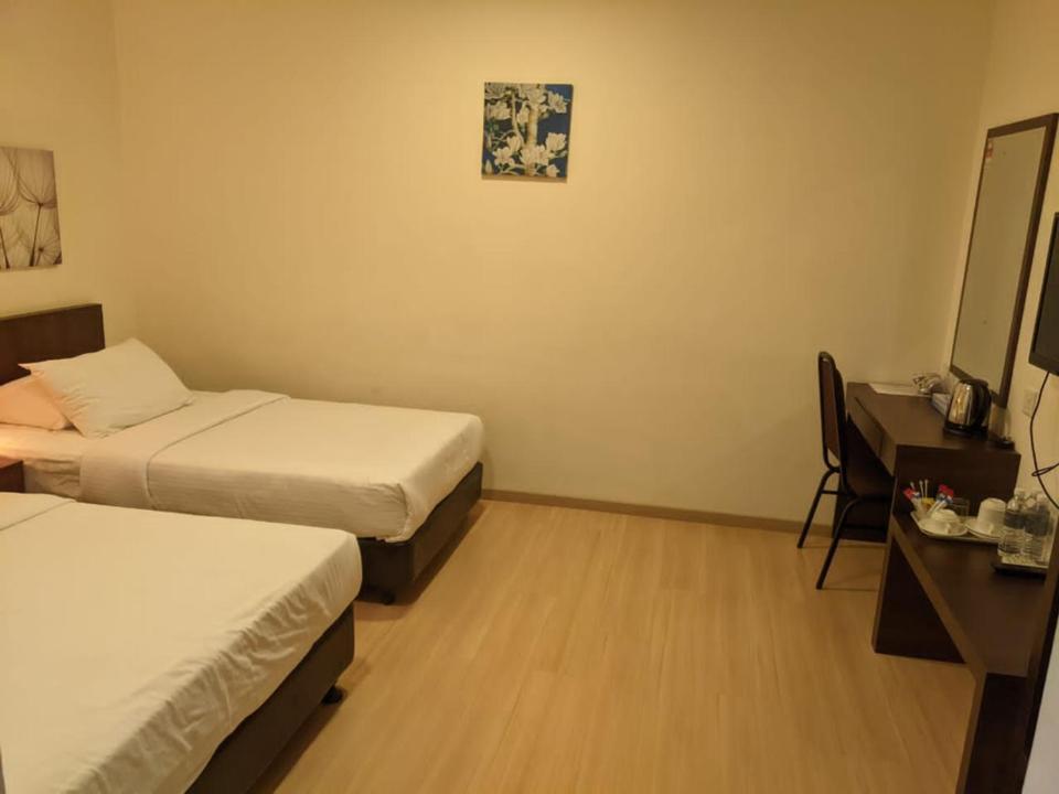 The View Hotel Segamat Kültér fotó