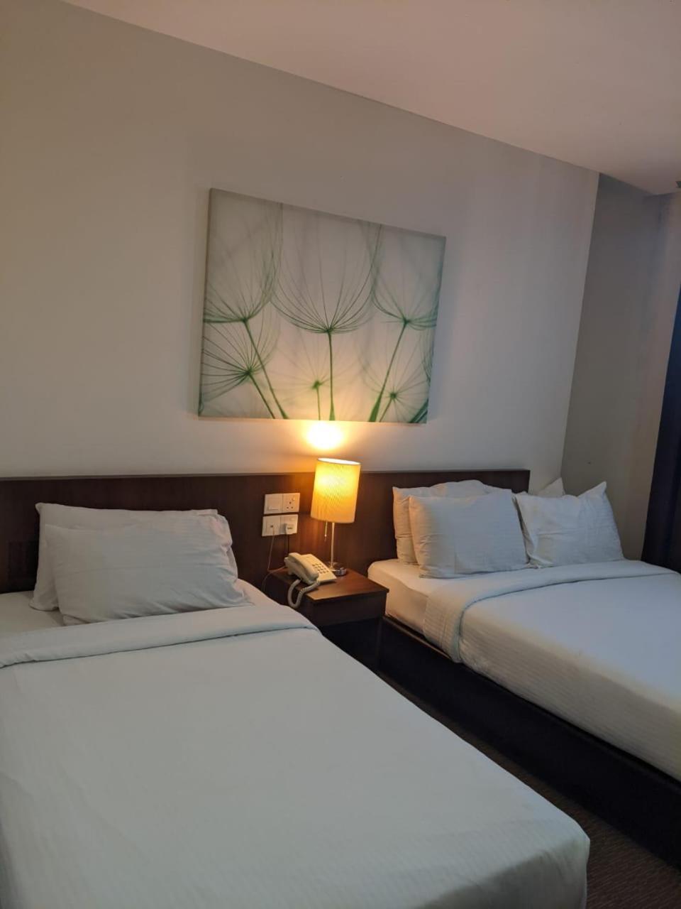 The View Hotel Segamat Kültér fotó