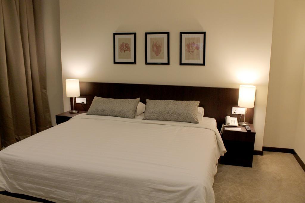 The View Hotel Segamat Kültér fotó