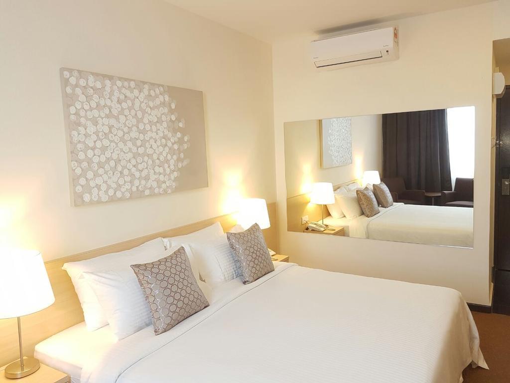 The View Hotel Segamat Kültér fotó