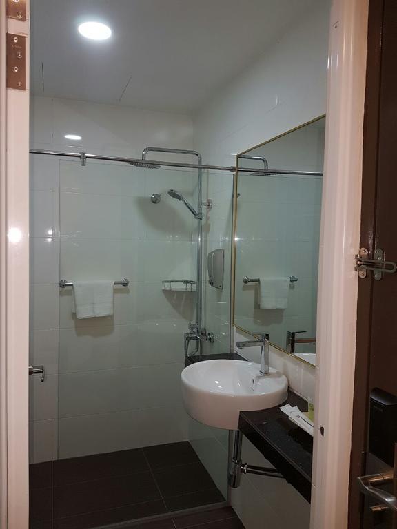The View Hotel Segamat Kültér fotó
